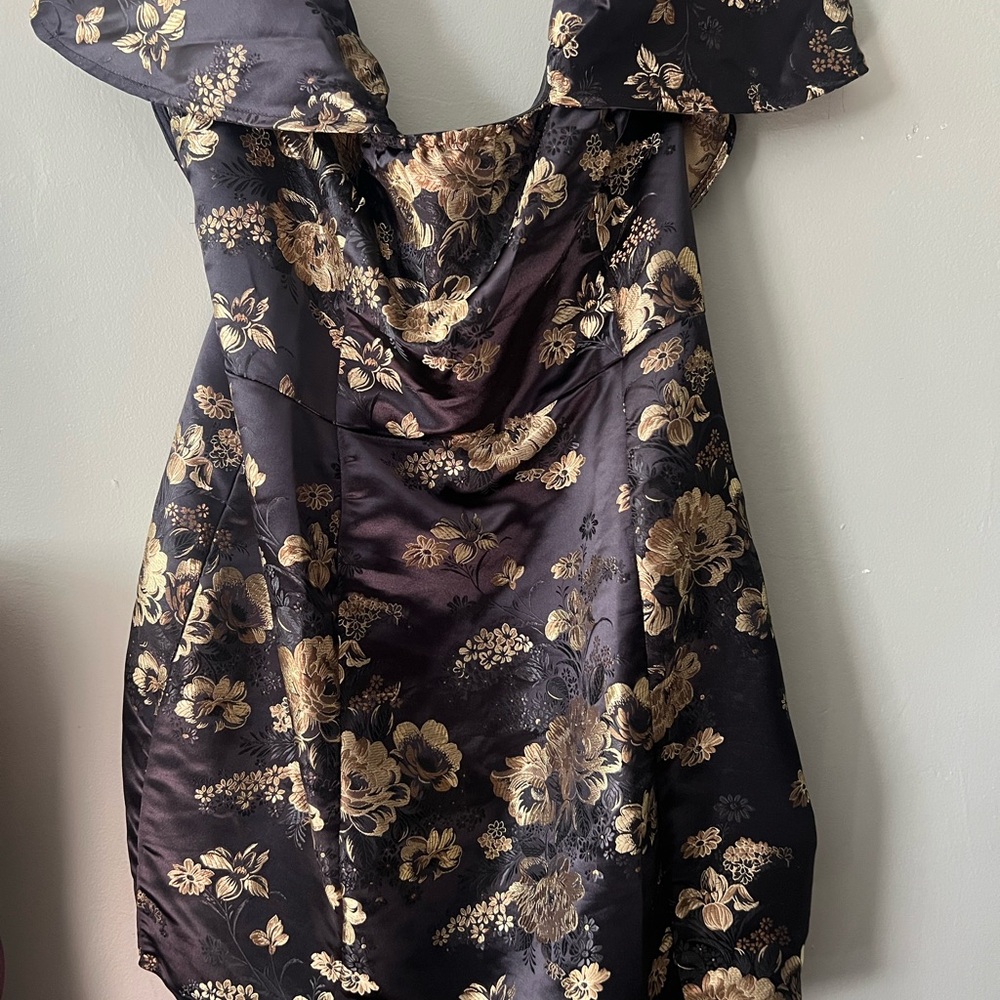 PrettyLittleThing Black and Gold Floral Dress